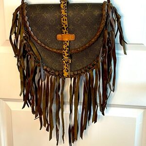 Reinvented Vintage Louis Vuitton Chantilly GM Bag